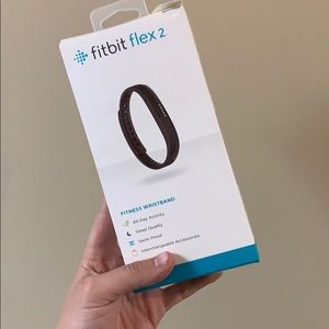 Fitbit Flex 2 - barely used!